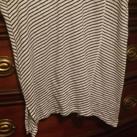 Anthropologie white/black striped vneck  top - Picture 5 of 7